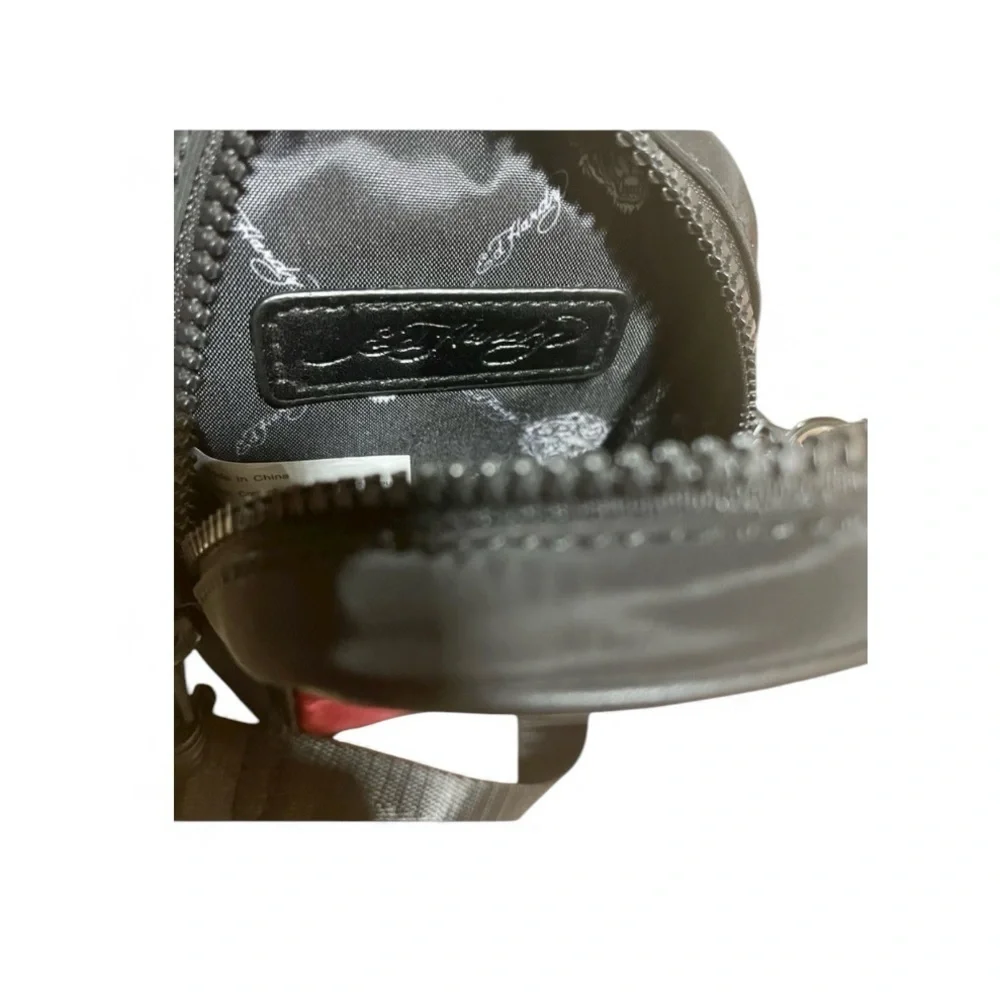 Ed Hardy Geisha Red and Black Crossbody Bag with removable strap! - Picture 3 of 3